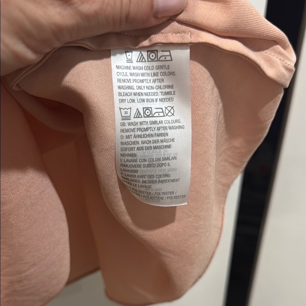 NWOT Lisa Rinna Collection Ruched High Neck Sleeveless Top in Dark Peachy Mauve - Picture 6 of 6